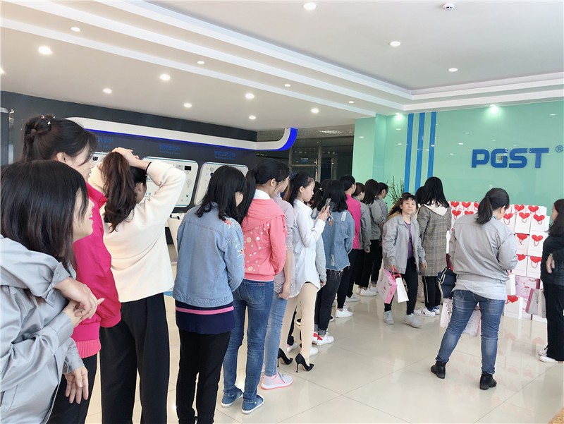 三八婦女節，領航集團為全體女員工發放溫馨福利
